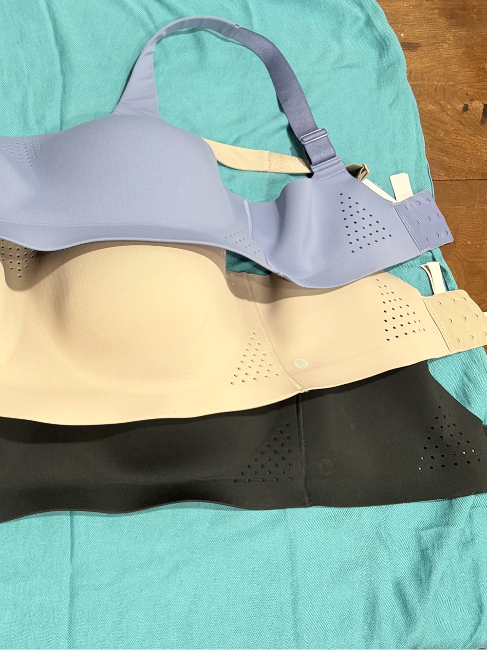 Victoria’s Secret Seamless Sports Bras- Blue, Nude & Black Wireless Bras - Multi